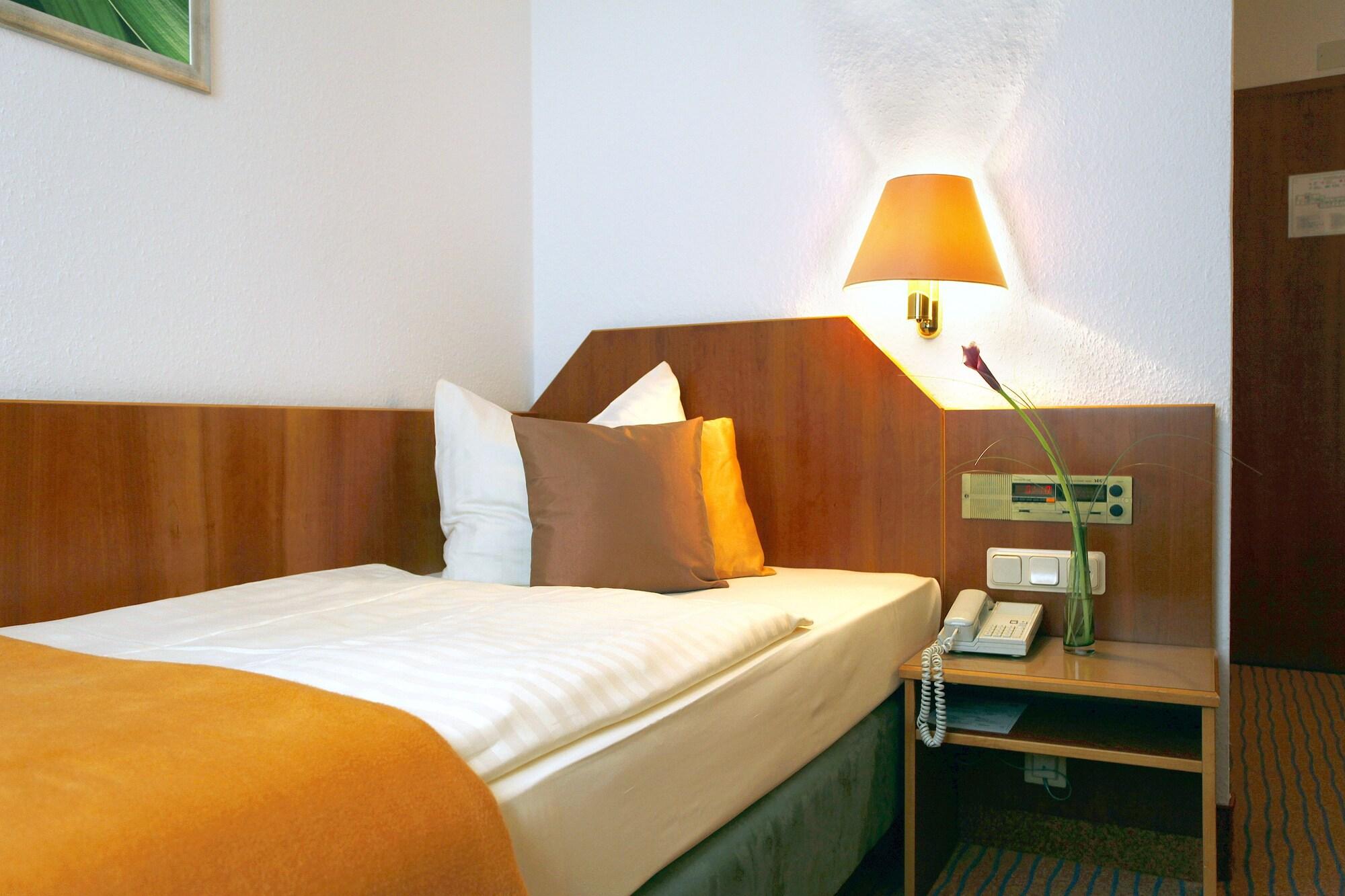 Kleefelder Hof Hotel Hannover Ngoại thất bức ảnh