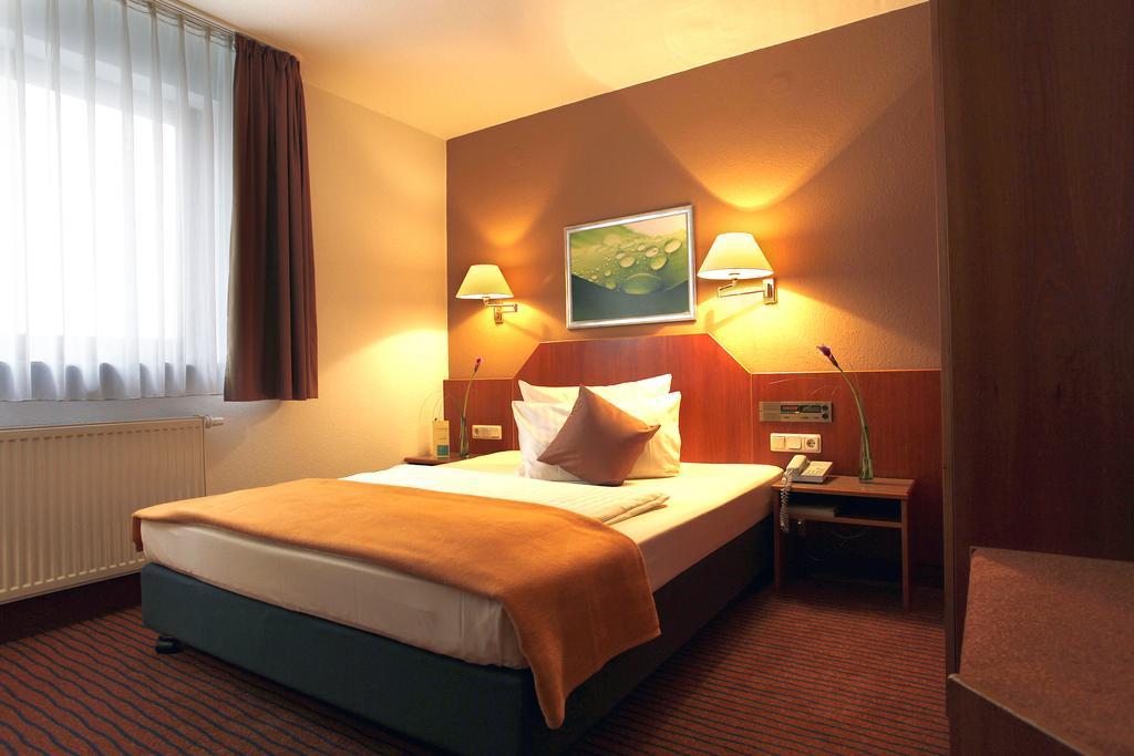 Kleefelder Hof Hotel Hannover Ngoại thất bức ảnh